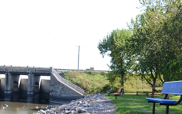 Corps closes White Rock Dam for flood risk reduction