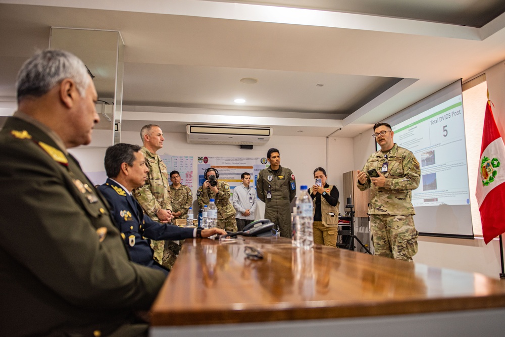 RS24: Peruvian Armed Forces leaders visit during morning CUB