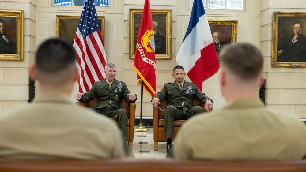 Commandant, Gen. Smith, Visits U.S. Embassy, France