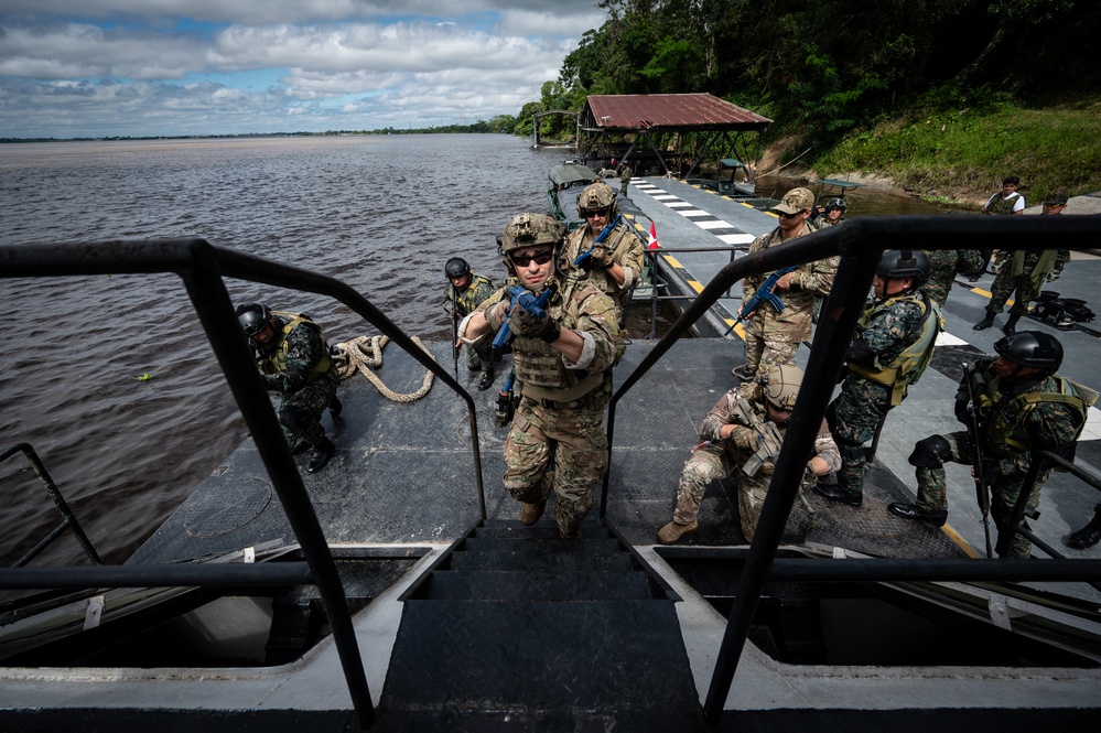 US, Peruvian Coast Guard conduct vessel boarding training during Resolute Sentinel 2024