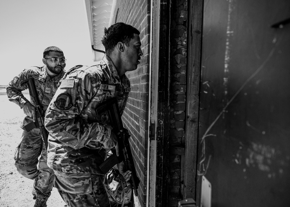 Airmen Face-Off at Warrior Day