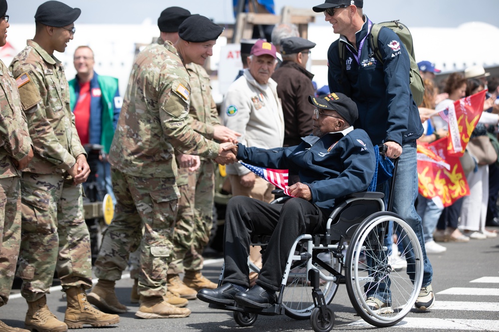 Arrival of WWII veterans in Normandy