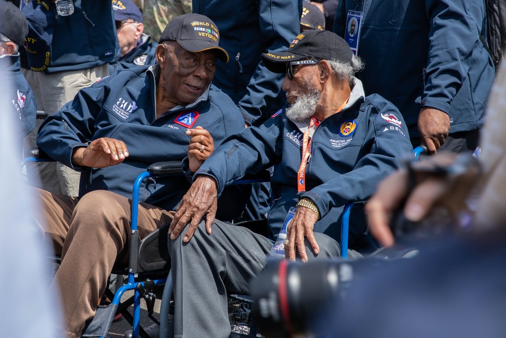 Arrival of WWII veterans in Normandy