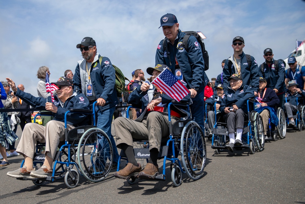 Arrival of WWII veterans in Normandy