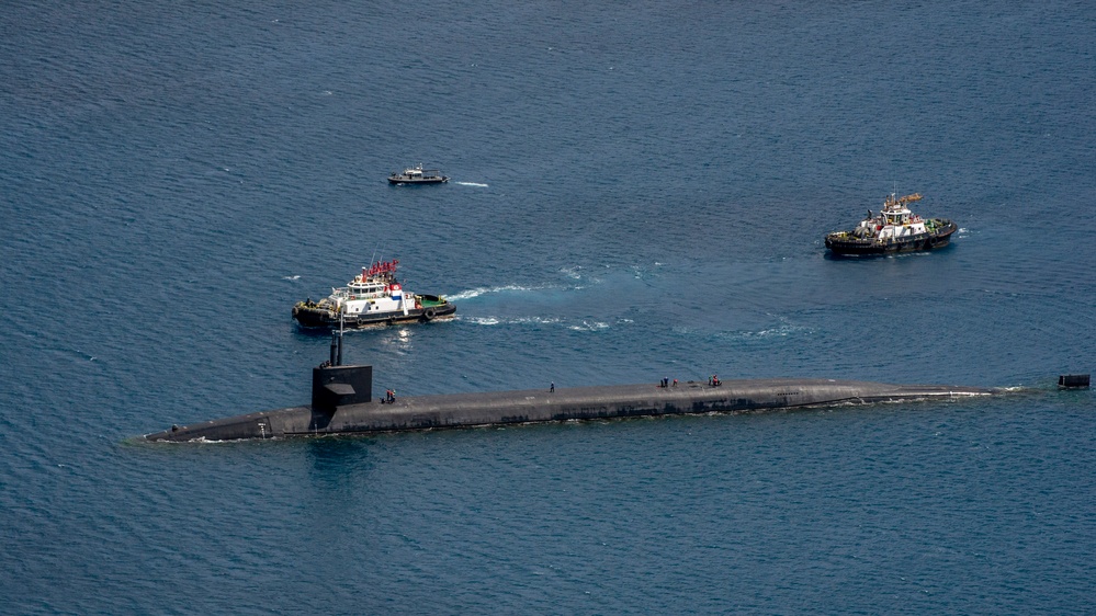 USS Louisiana (SSBN 743) (Gold Crew) Arrives to Naval Base Guam