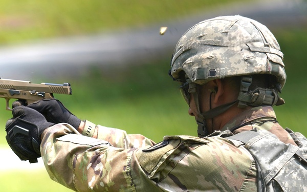 Army Contracting Command Conducts their Best Warrior Competition