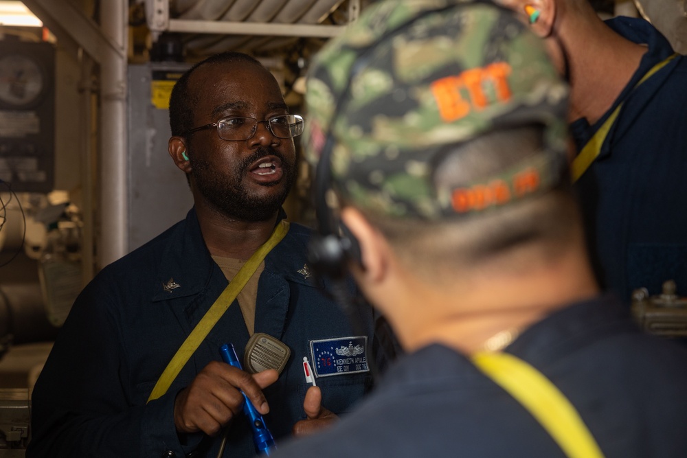 USS Higgins (DDG 76) Damage Control Training