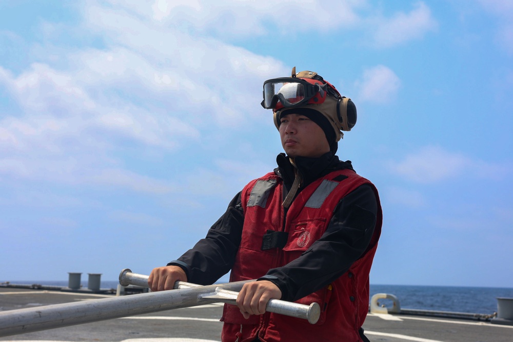 USS Higgins (DDG 76) Conducts Routine Operations in the Philippine Sea