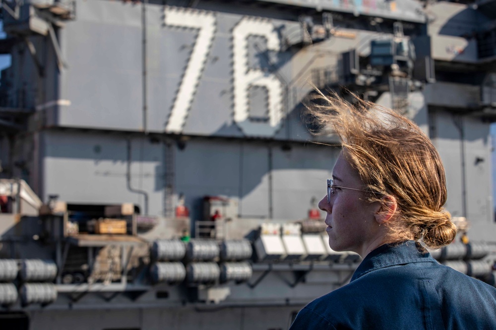 USS Ralph Johnson Conducts Replenishment at Sea with USS Ronald Reagan