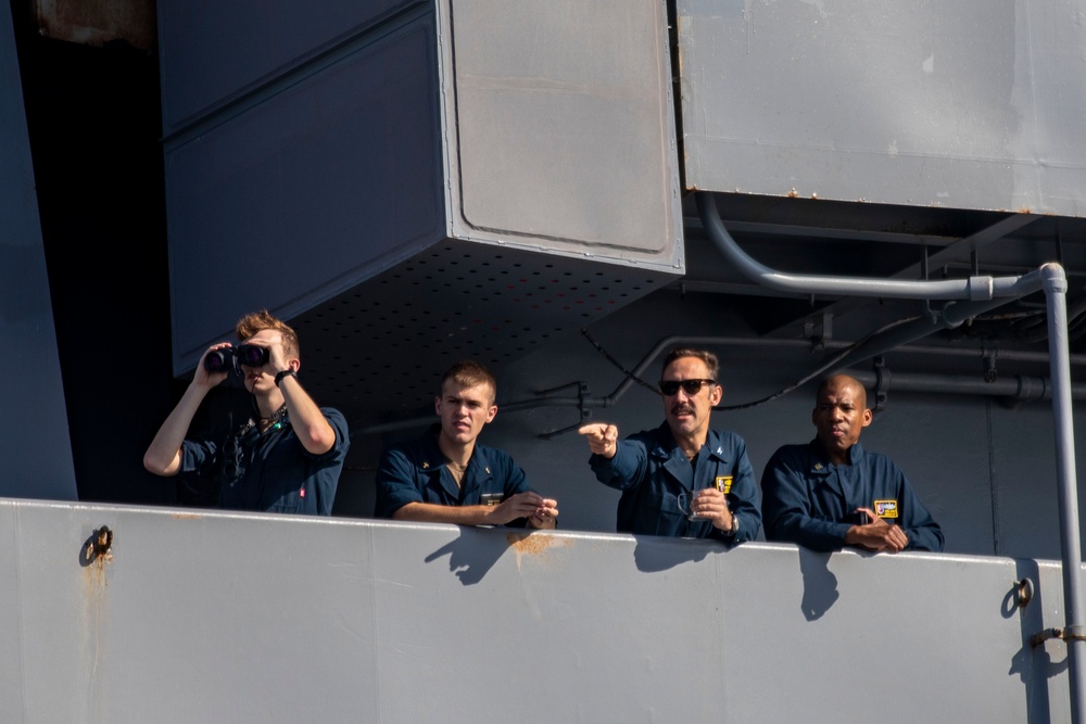 USS Ralph Johnson Conducts Replenishment at Sea with USS Ronald Reagan