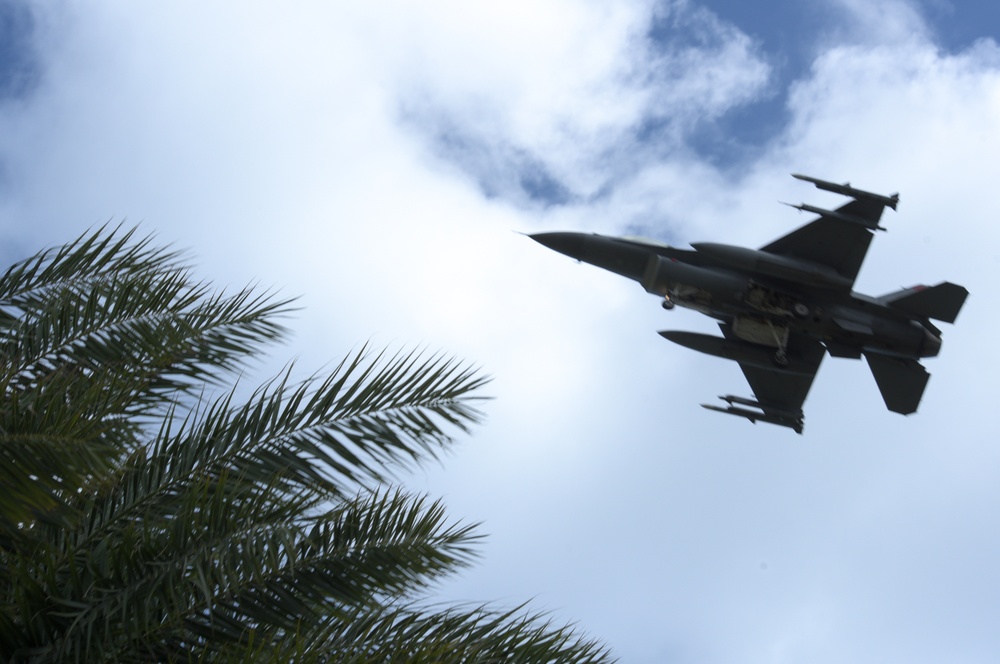 Sentry Aloha 24-2: Fighter aircraft descend after completing combat training sorties