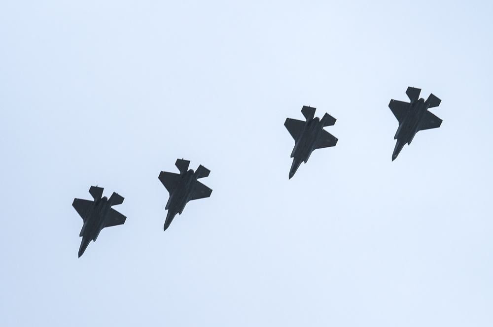 Sentry Aloha 24-2: Fighter aircraft descend after completing combat training sorties