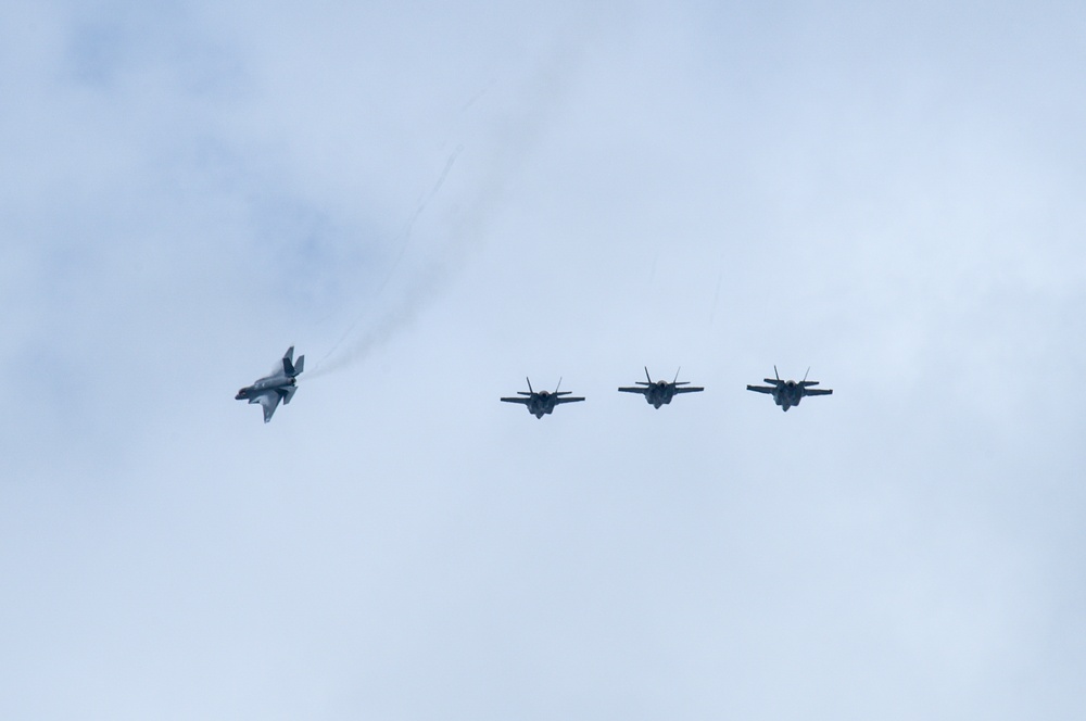 Sentry Aloha 24-2: Fighter aircraft descend after completing combat training sorties