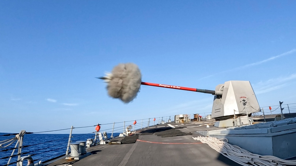 DDG 115 5&quot; GUN SHOOT