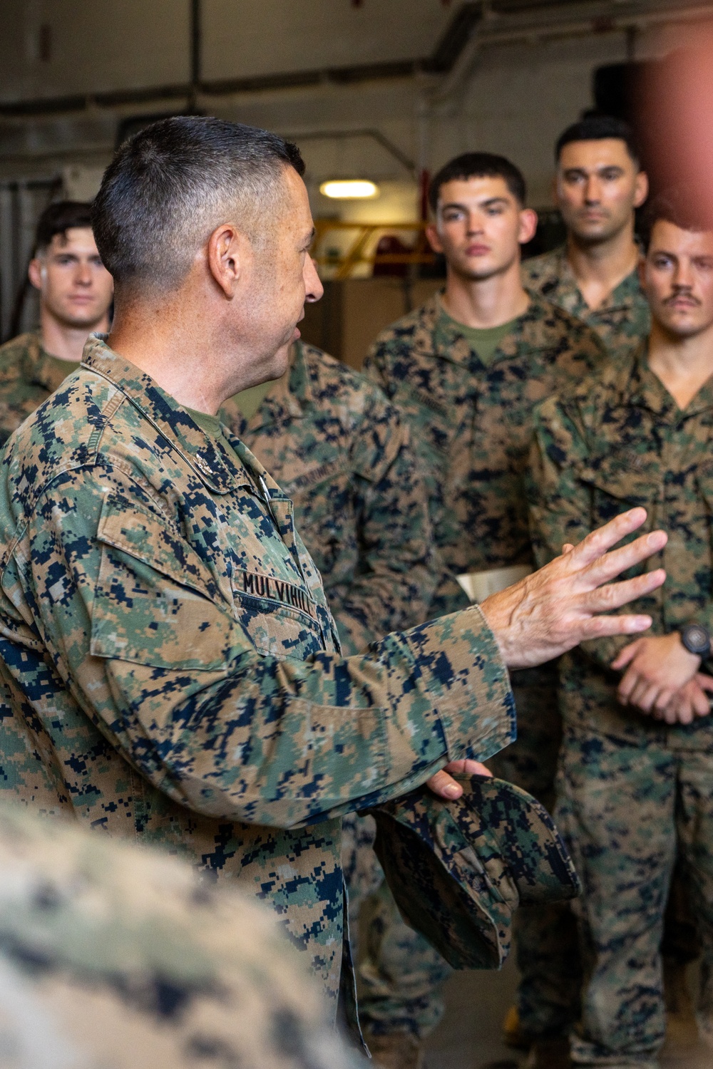 DVIDS - Images - MRF-D 24.3 Commanding Officer Visits HMAS Adelaide ...