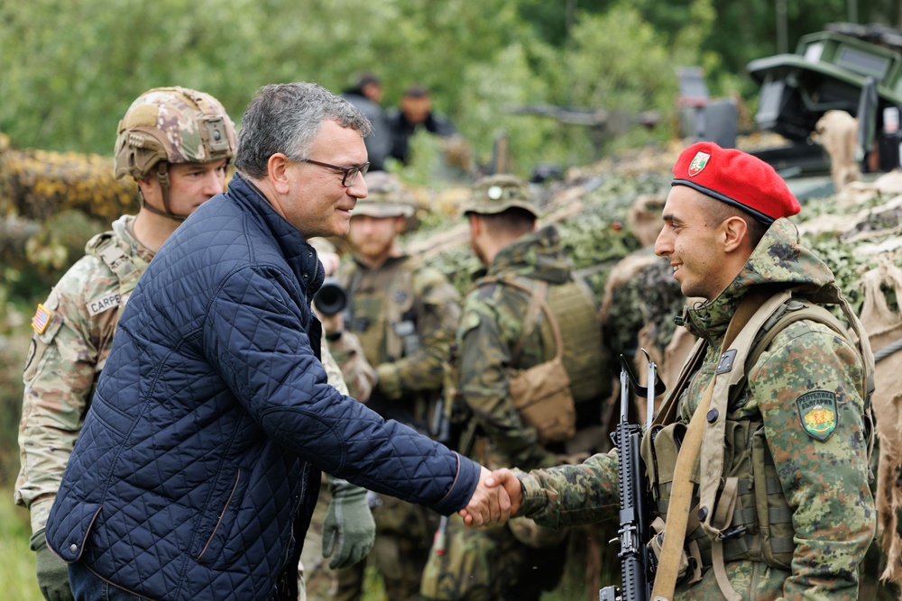 Dr. Florian Herrmann visits U.S. and Multinational Soldiers during Exercise Combined Resolve at JMRC