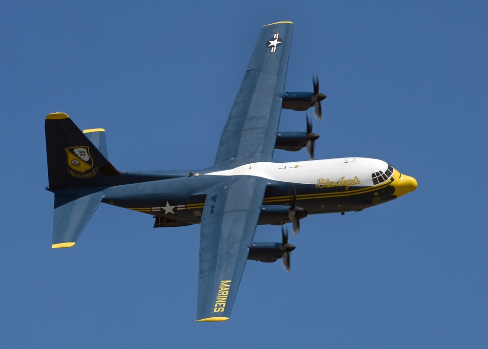 Blue Angels Perform in Terre Haute, Indiana at the Terre Haute Air Show