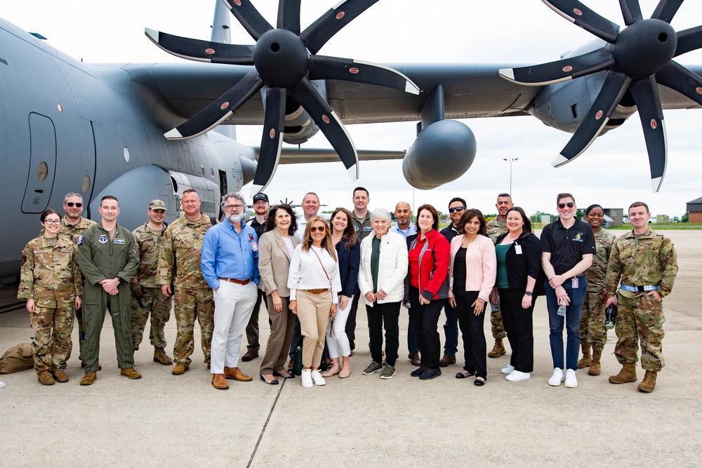 Center of Influence Orientation Flight