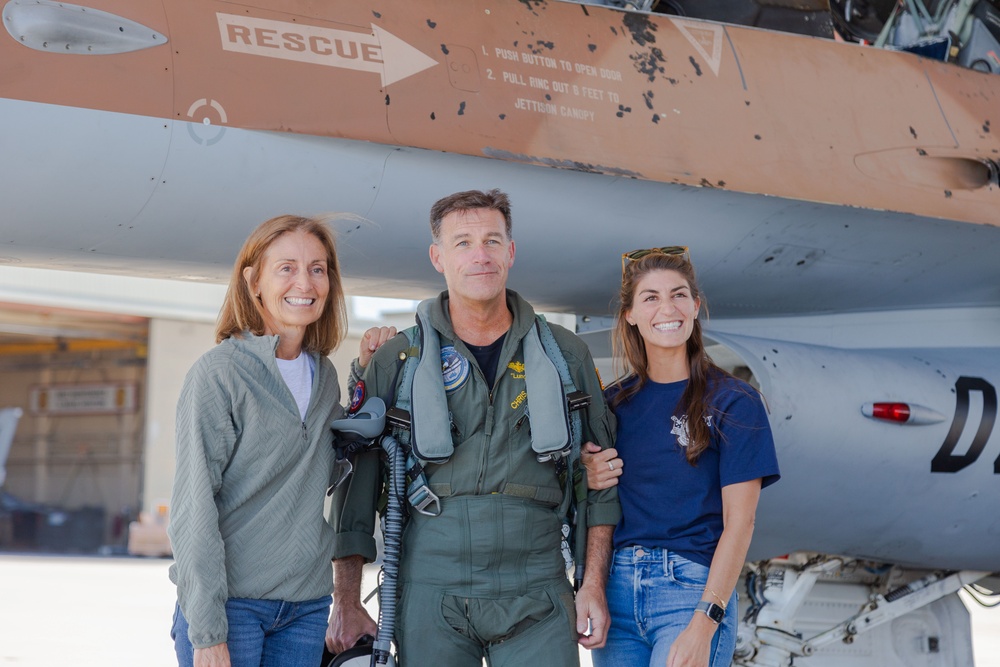 DVIDS - Images - Admiral Aquilino Poses with Family for Group Photo ...