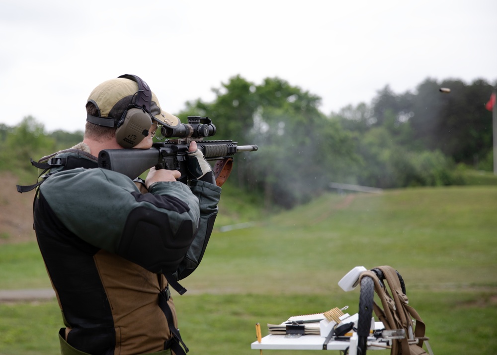 US Navy Marksmanship Team Shoots Competitive Rifle