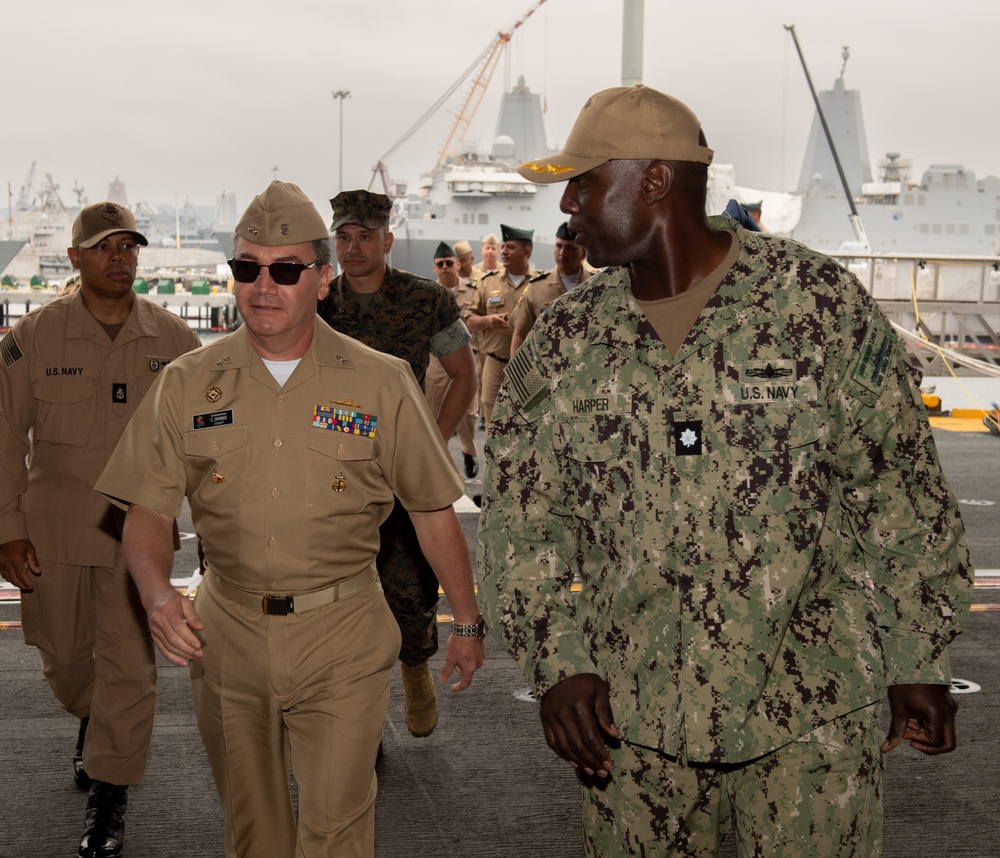 Colombian War College Tour Aboard Boxer