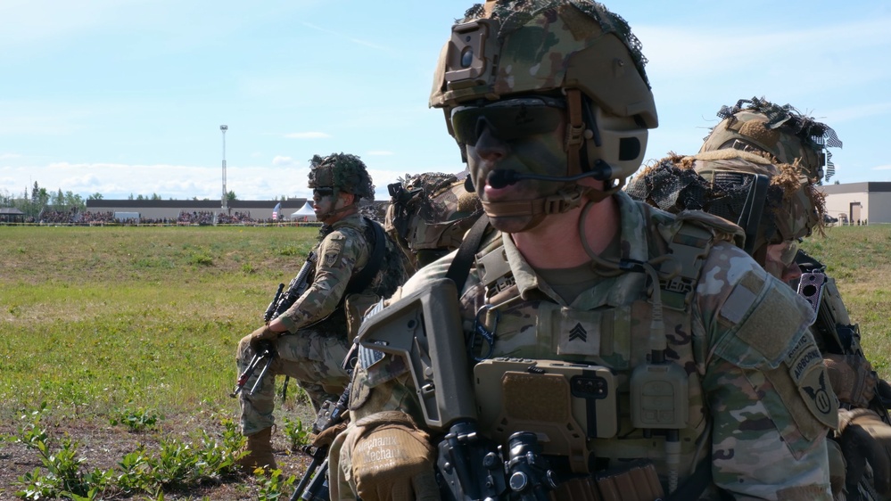 Arctic Angel Rendezvous Week: Air Assault