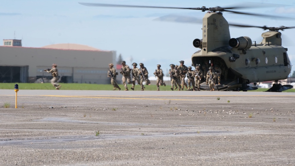 Arctic Angel Rendezvous Week: Air Assault