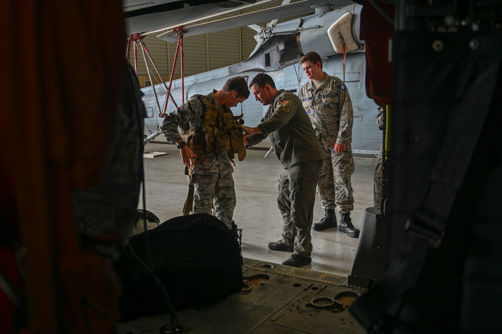 Andersen Air Force Base Cadet Squadron tours the Helicopter Sea Combat Squadron TWO-FIVE