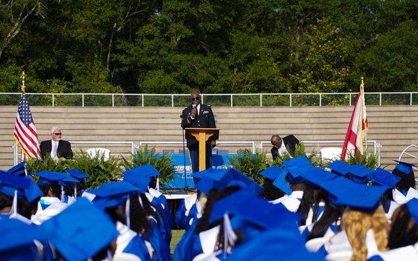 Army Reserve Colonel returns to hometown high school as commencement speaker
