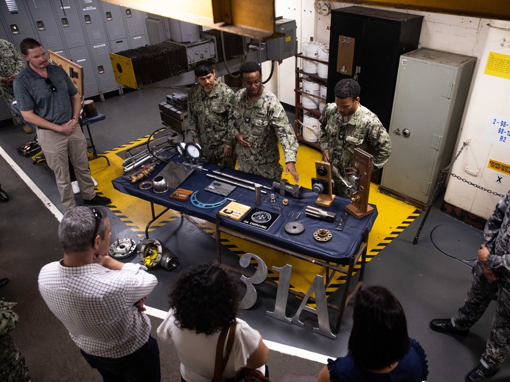 Emory S. Land host tours in Darwin