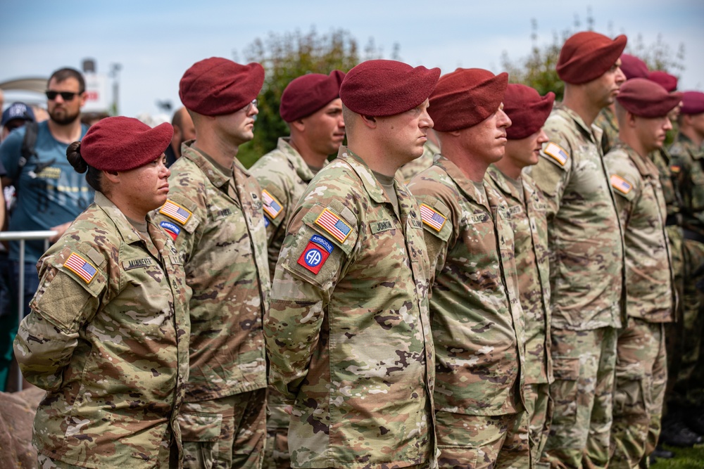 80TH ANNIVERSARY OF D-DAY GENERAL 82ND AIRBORNE CEREMONY