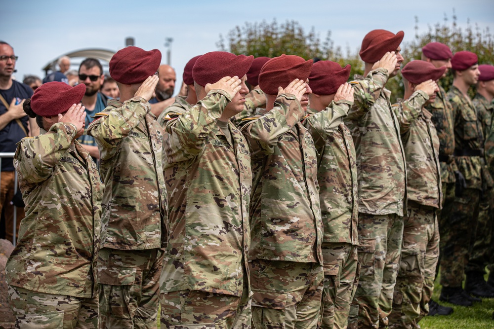 80TH ANNIVERSARY OF D-DAY GENERAL 82ND AIRBORNE CEREMONY