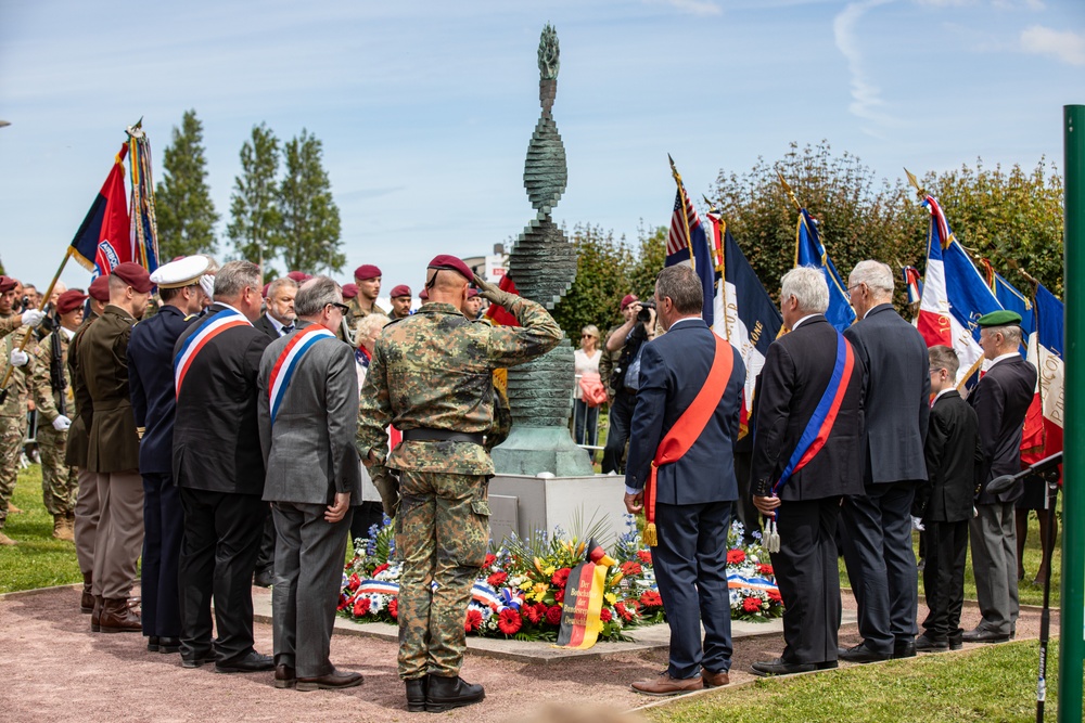 80TH ANNIVERSARY OF D-DAY GENERAL 82ND AIRBORNE CEREMONY