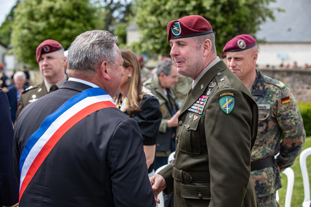 80TH ANNIVERSARY OF D-DAY GENERAL 82ND AIRBORNE CEREMONY