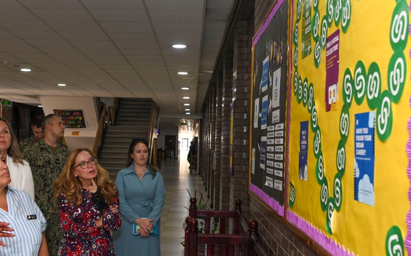 OAL Visits NSA Bahrain