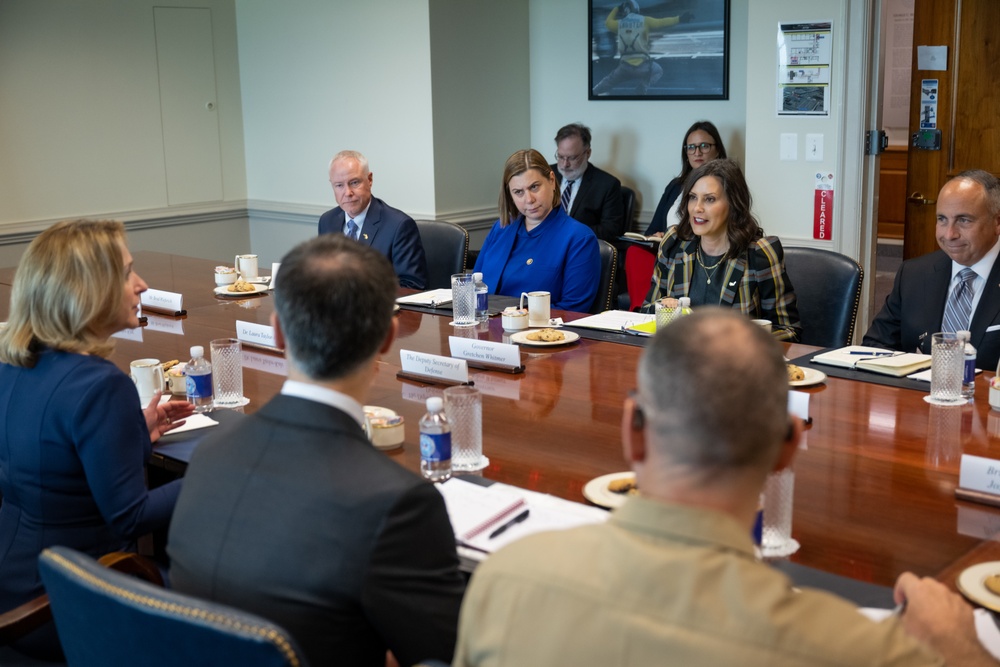 Deputy Secretary Hicks meets with Michigan Gov. Whitmer