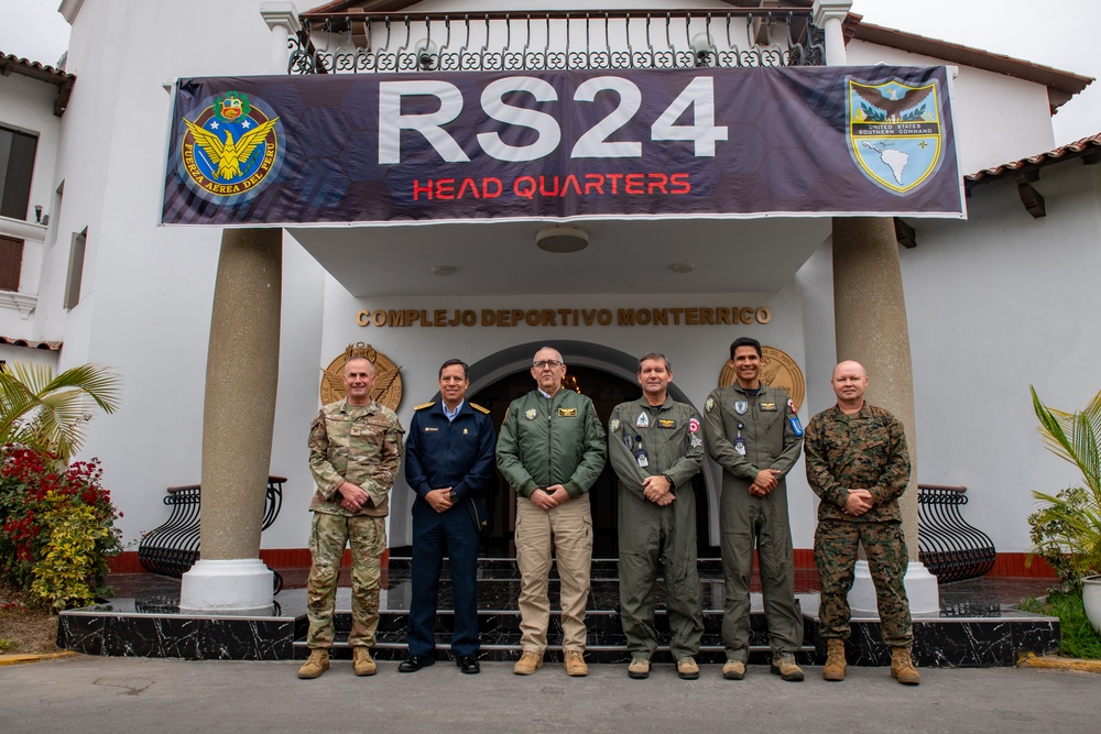 Peruvian deputy minister of resources for defense visits RS24 Task Force headquarters