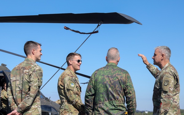 Lt. Gen. Costanza and Lt. Gen. Välimäki conduct battlefield circulation at Immediate Response 24
