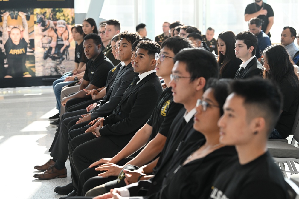 DUSA's Army Salute Event at Cerritos College