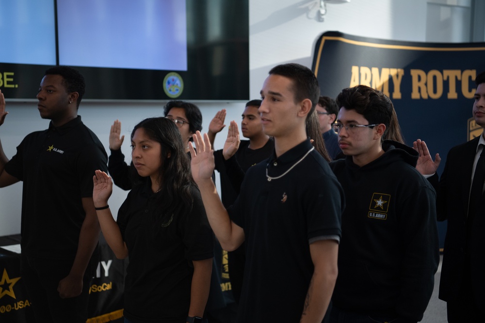 DUSA's Army Salute Event at Cerritos College