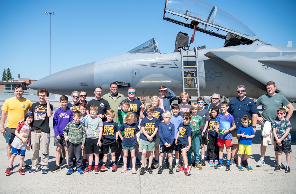 104th Fighter Wing hosts Scituate Cub Scout Pack 7, Northeast IT Group for base tour