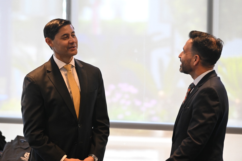 DUSA’s Cerritos College Round Table