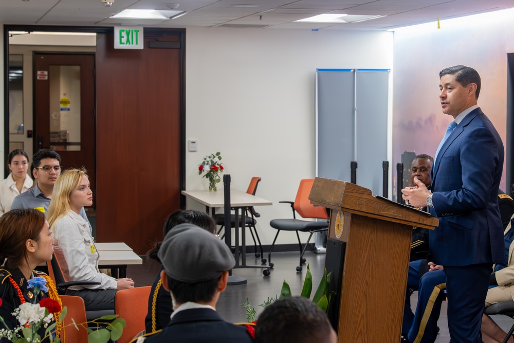 Los Angeles Unified School District Army Salute Event