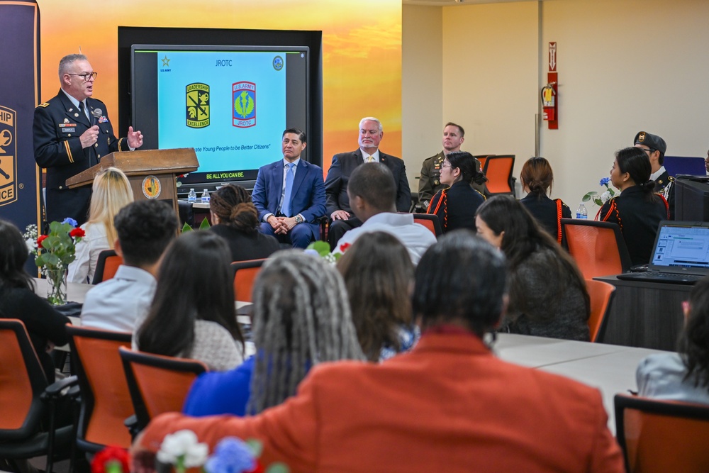 Los Angeles Unified School District Army Salute Event