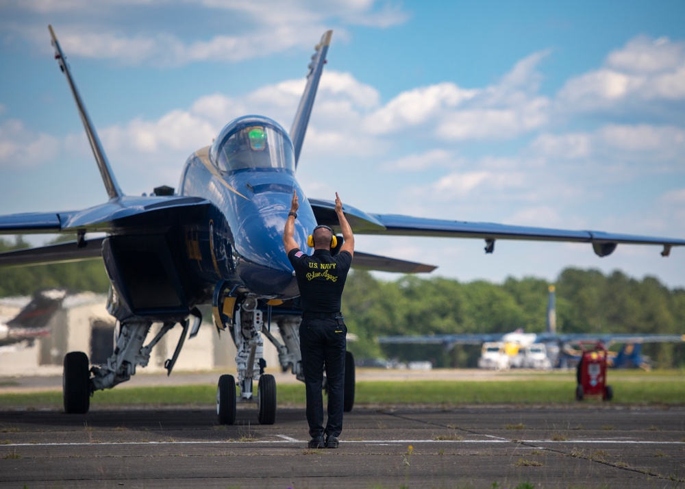 Blue Angels Perform at Vidalia, GA.