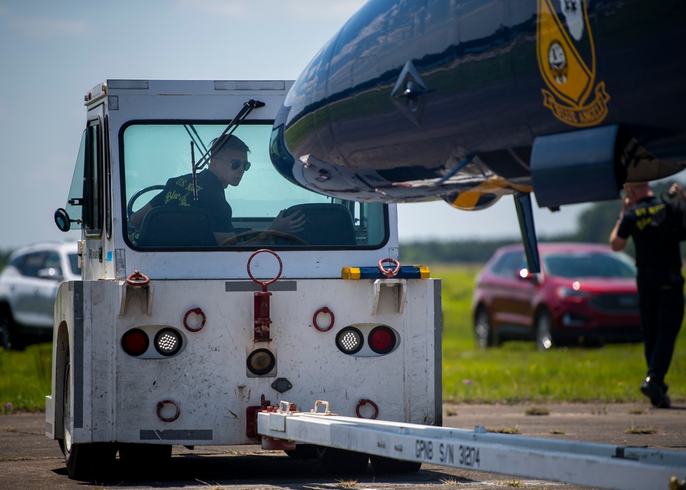 Blue Angels Perform at Vidalia, GA.