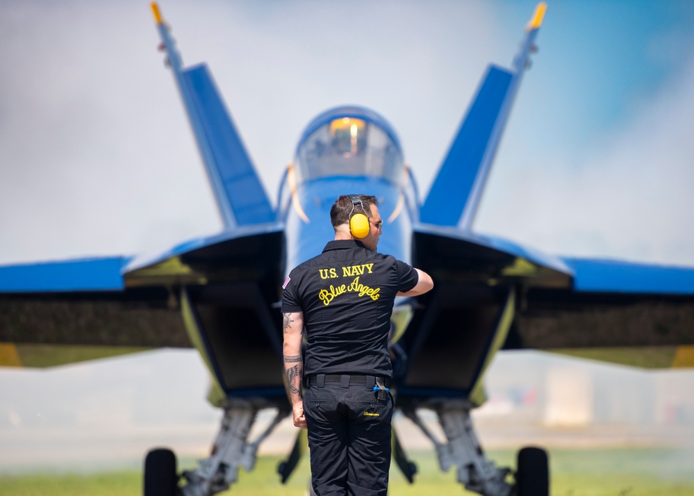 Blue Angels Perform at Vidalia, GA.