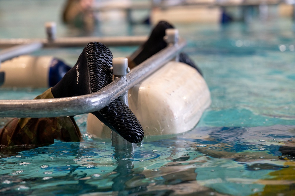 Airmen undergo underwater egress training