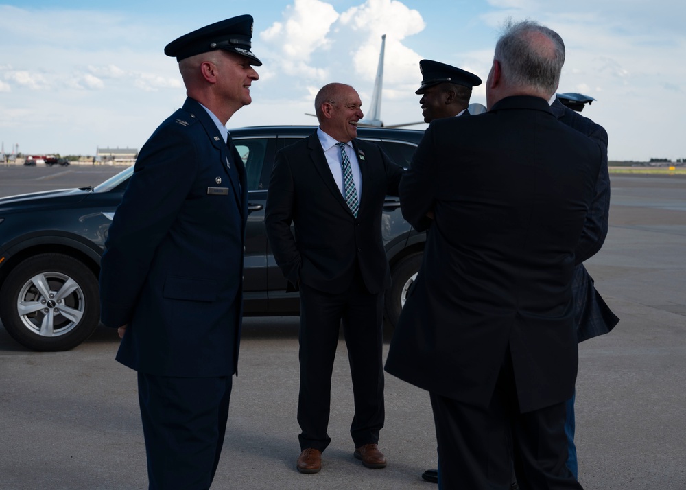 DVIDS Images Vice President Kamala Harris arrives for 2024 USAFA