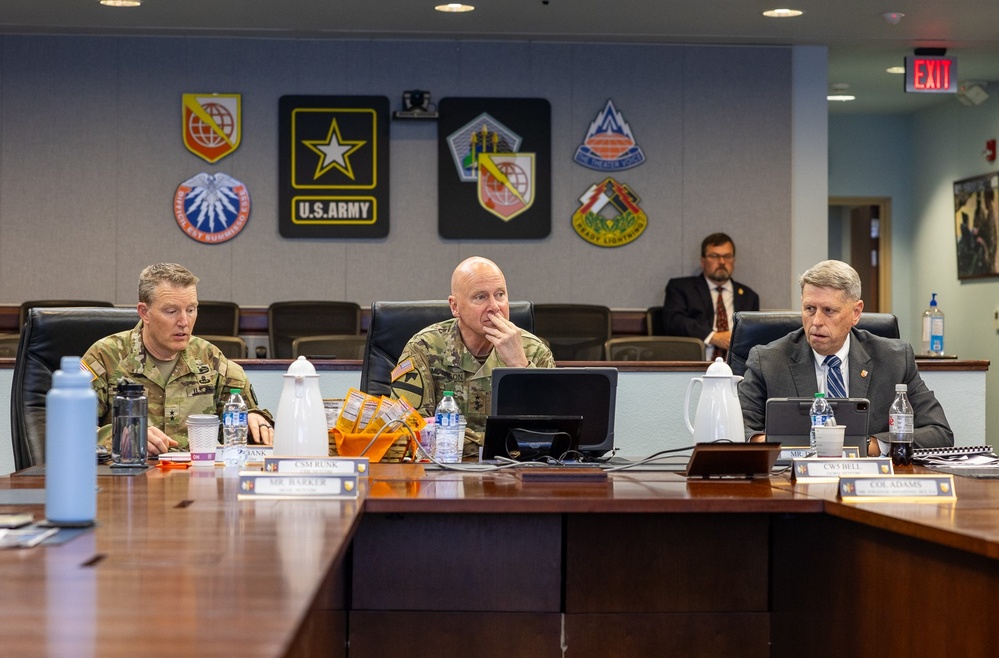 Lieutenant General John B. Morrison Jr. visits NETCOM to review transformation efforts